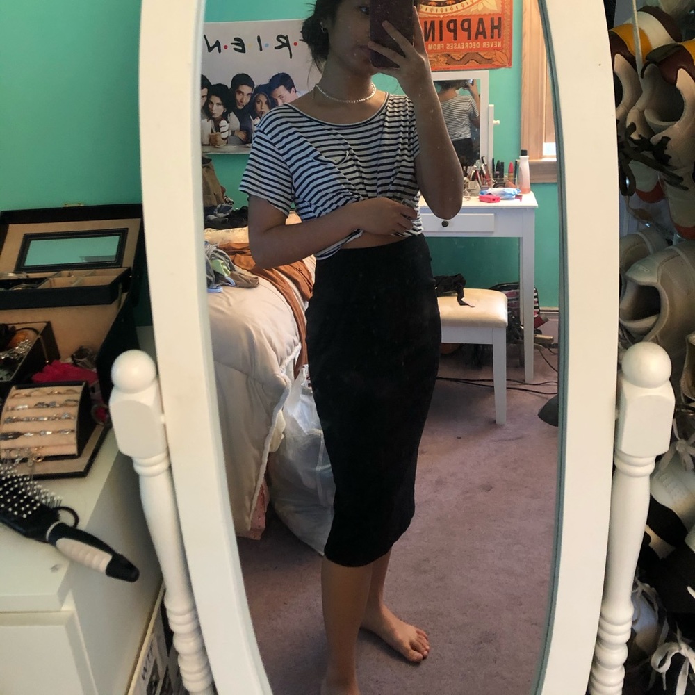 black pencil skirt with black slit